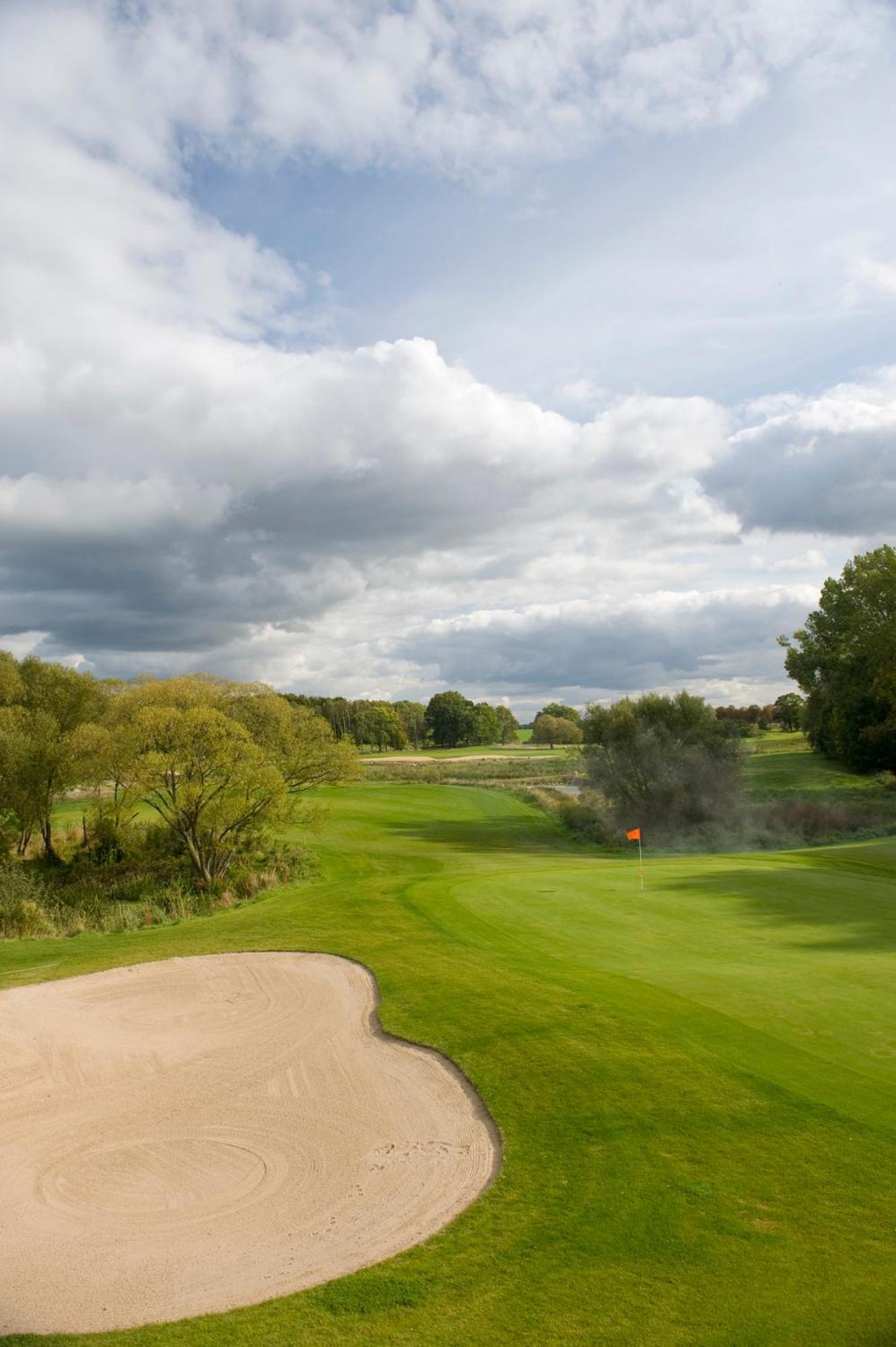 Golfpark Strelasund Süderholz エクステリア 写真