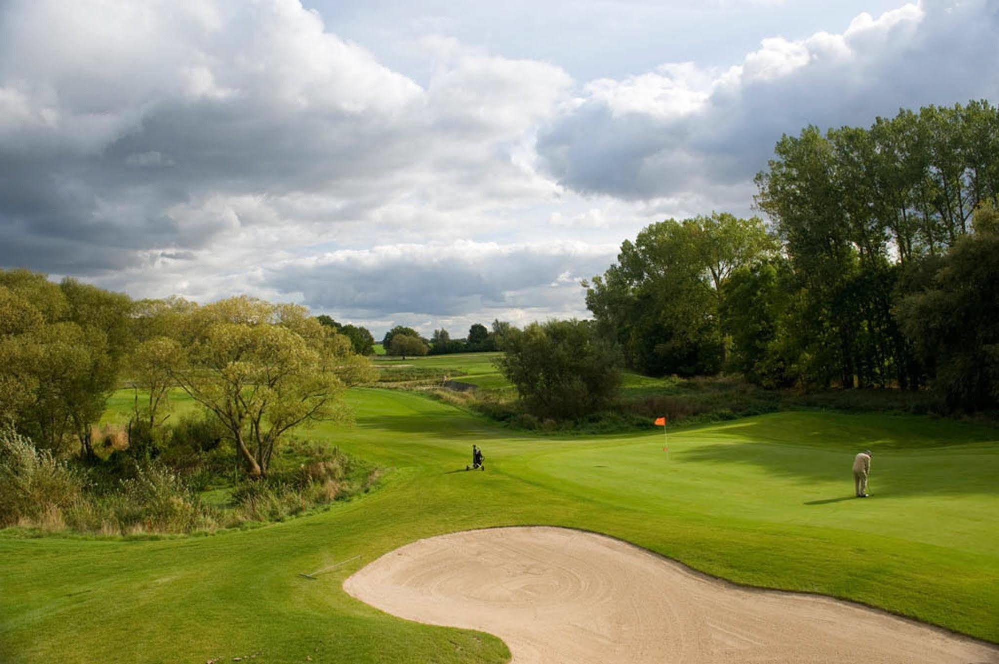 Golfpark Strelasund Süderholz エクステリア 写真